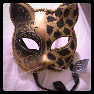 Cat mask